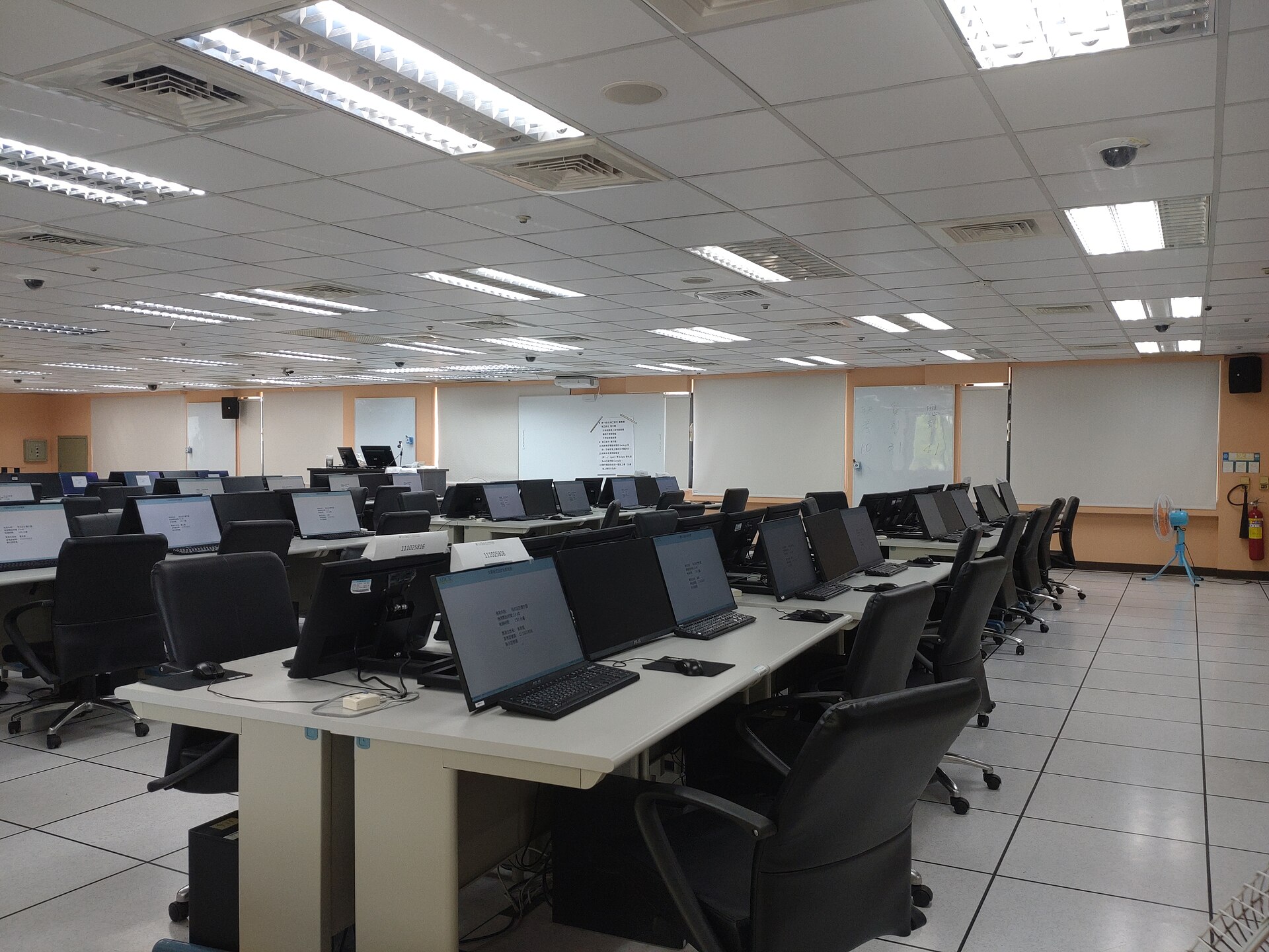University computer classroom where shared print management servers sit on the same network as staff and student accounts